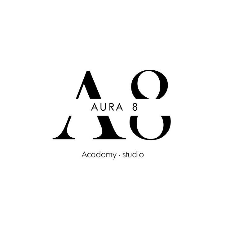 Окрашивание волос, укладка, уход, стрижка кончиков со скидкой до 50% в "AURA8 Studio"