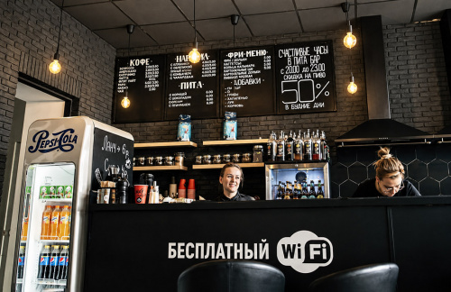 Сеты с шаурмой, сэндвичами или хот-догами + фри от 16р в "Pita Bar" в Бресте