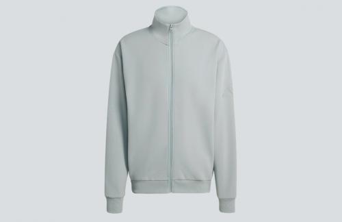 Спортивная экипировка "Adidas" и "Puma" со скидкой до 60% в "4TEAM"